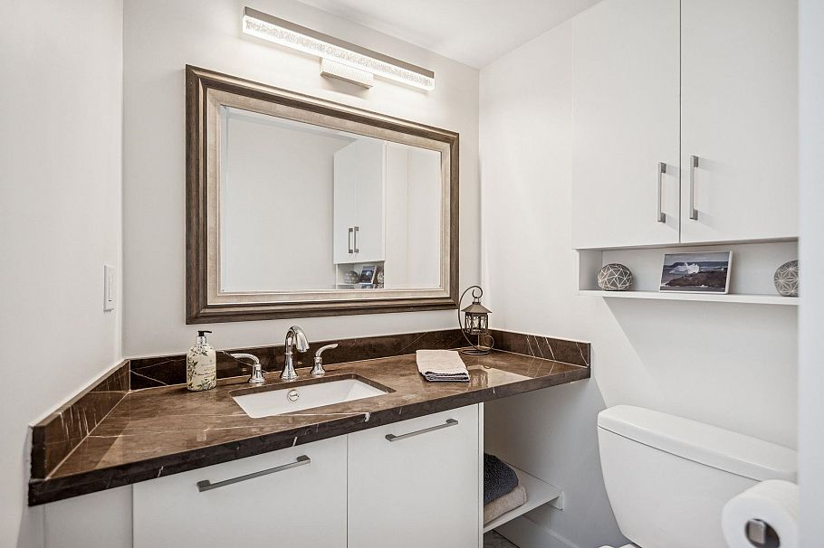 205 1633 W 8th Avenue Vancouver, BC - 19