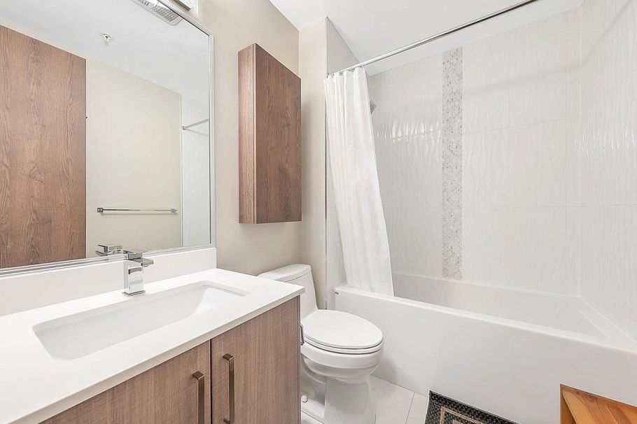 PH5 2889 E 1st Avenue Vancouver, BC - 17