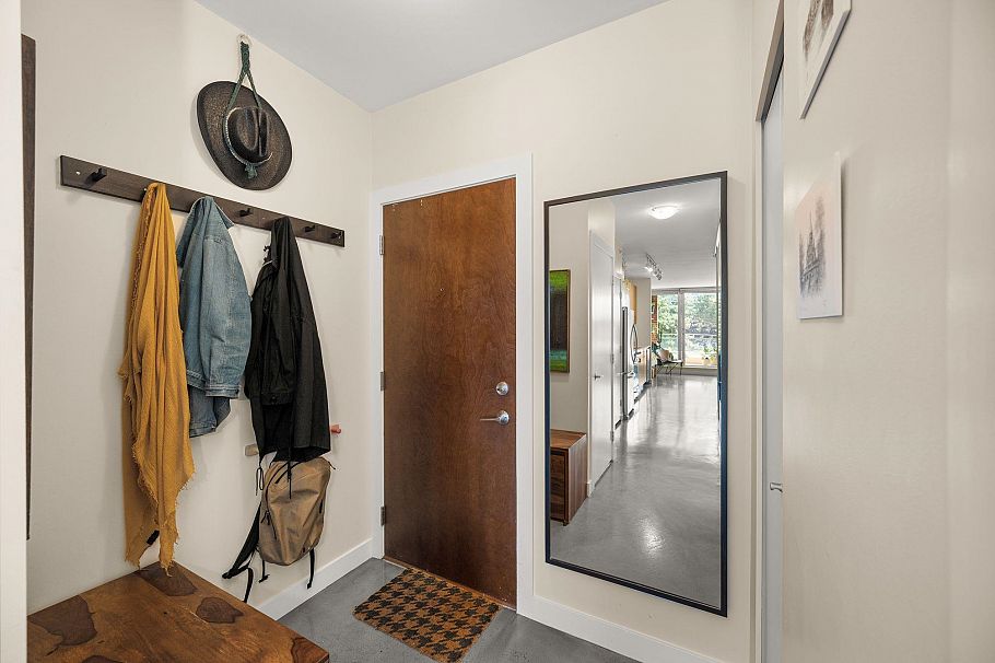 315 221 Union Street Vancouver, BC - 24