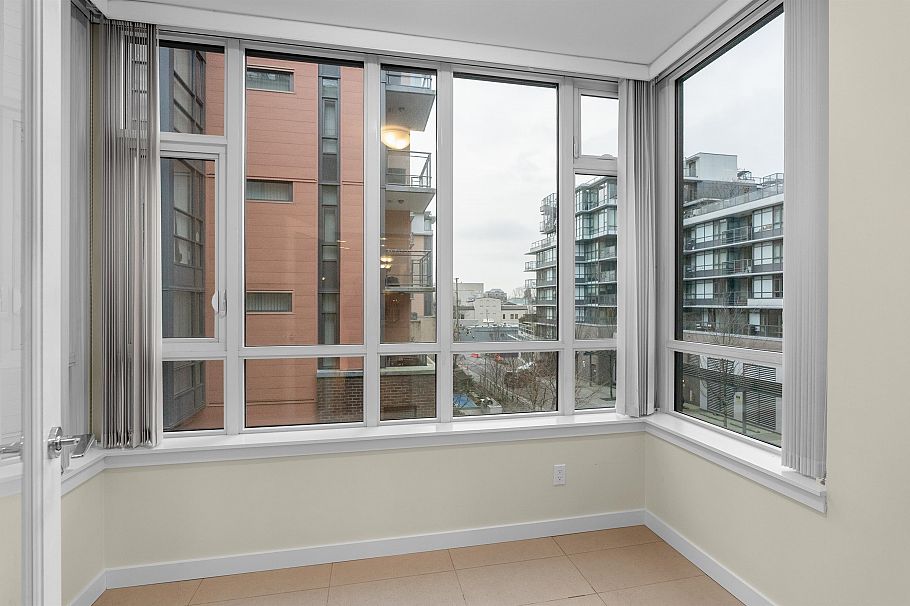 309 2565 Maple Street Vancouver, BC - 15