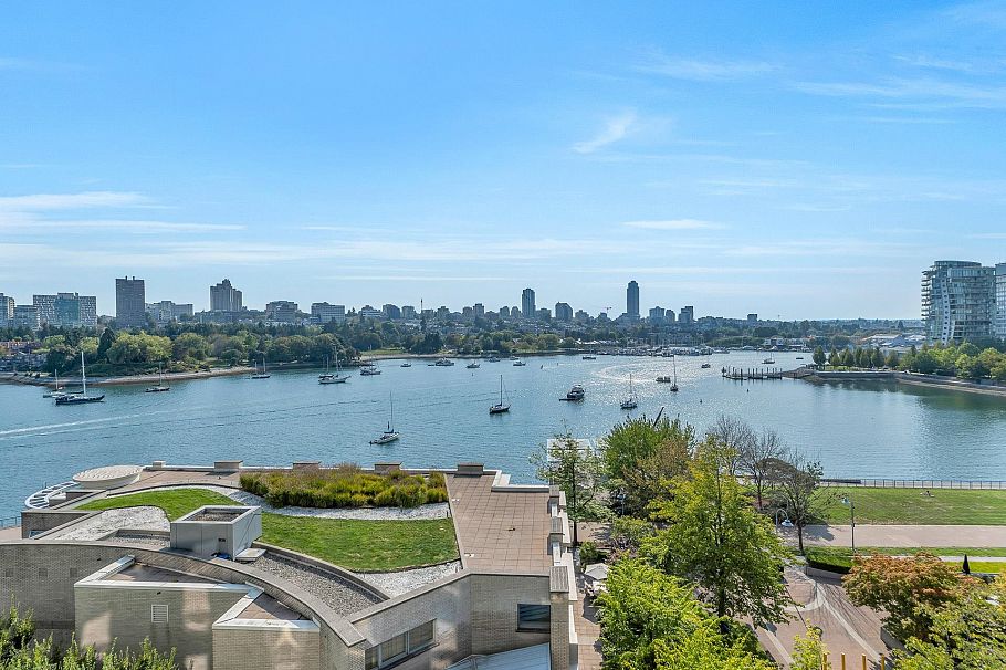 801 1328 Marinaside Crescent Vancouver, BC - 18