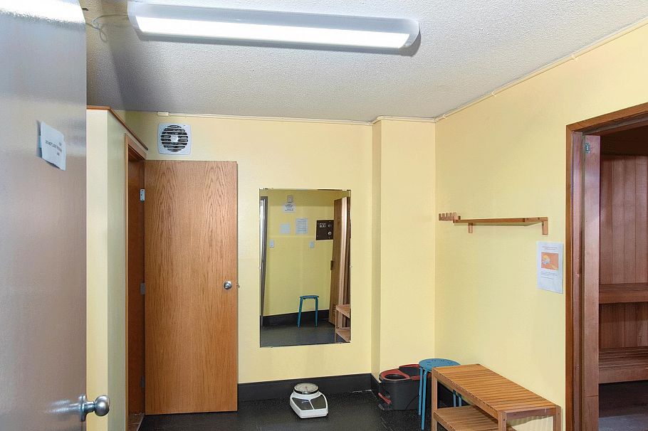 302 1435 Nelson Street Vancouver, BC - 12