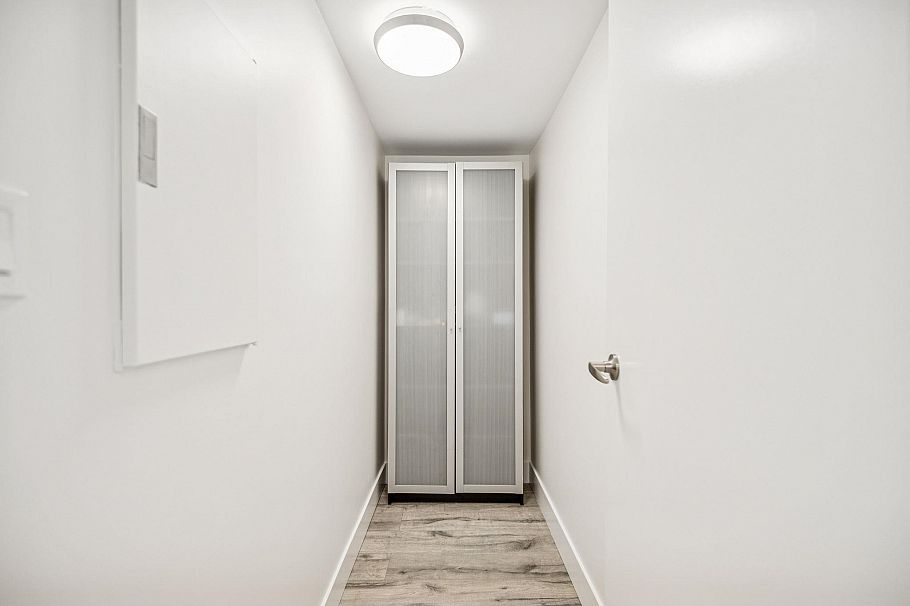 205 1633 W 8th Avenue Vancouver, BC - 27