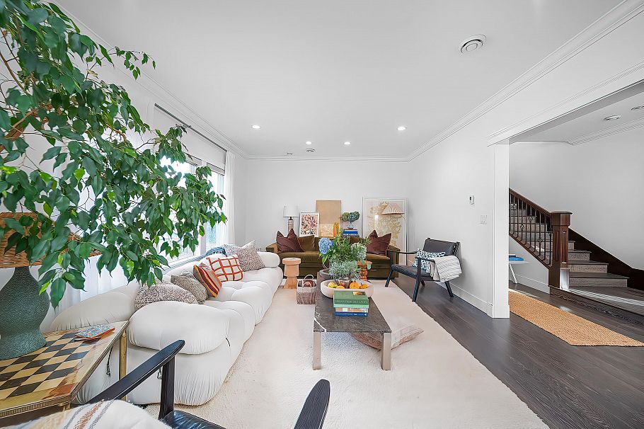 3765 W 3rd Avenue Vancouver, BC - 16