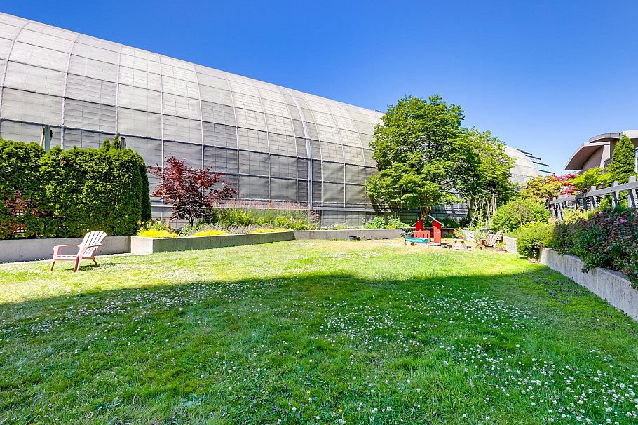 TH6 63 Keefer Place Vancouver, BC - 35