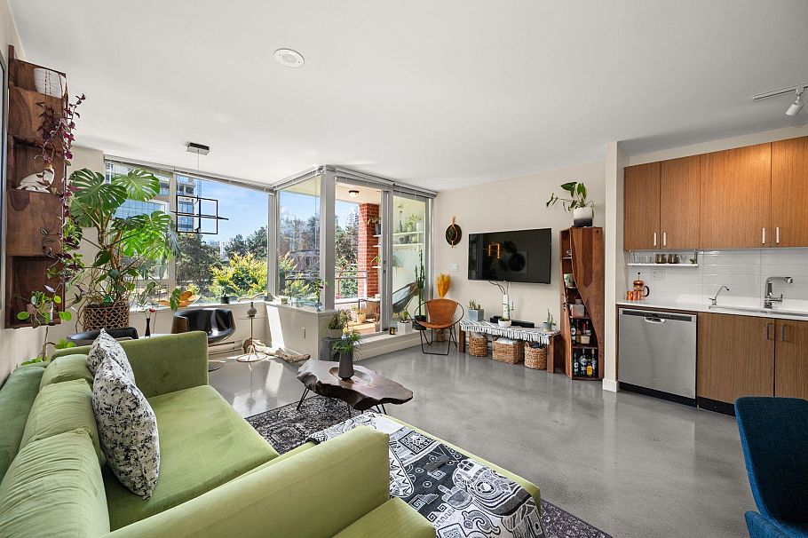 315 221 Union Street Vancouver, BC - 6