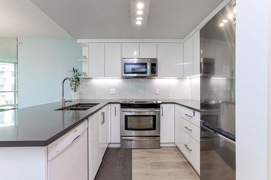 501 555 Jervis Street Vancouver, BC - 11