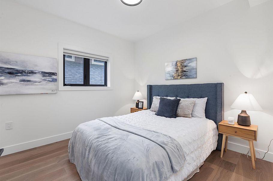 2 878 E 37th Avenue Vancouver, BC - 24