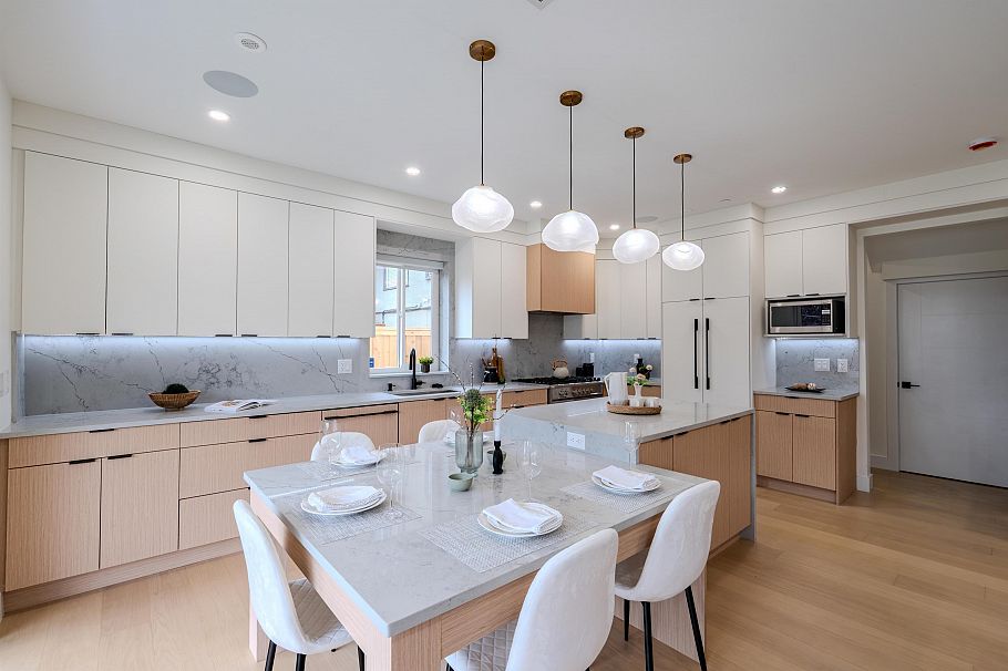 2 3576 E Pender Street Vancouver, BC - 7