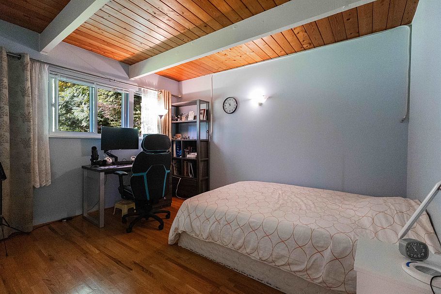 3063 Royal Avenue North Vancouver, BC - 9