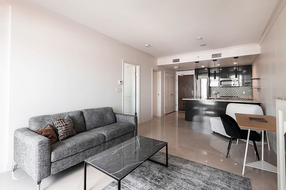 707 162 Victory Ship Way North Vancouver, BC - 5