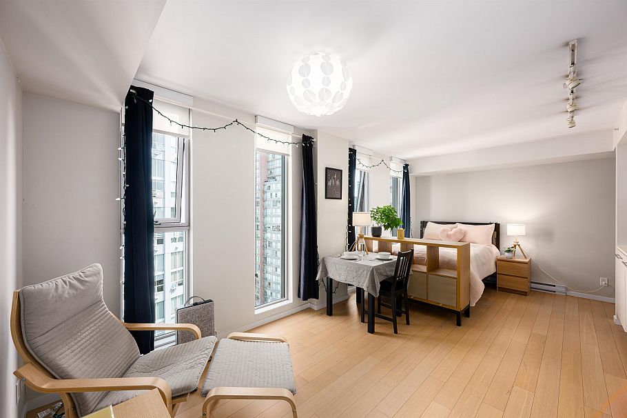 2101 999 Seymour Street Vancouver, BC - 10