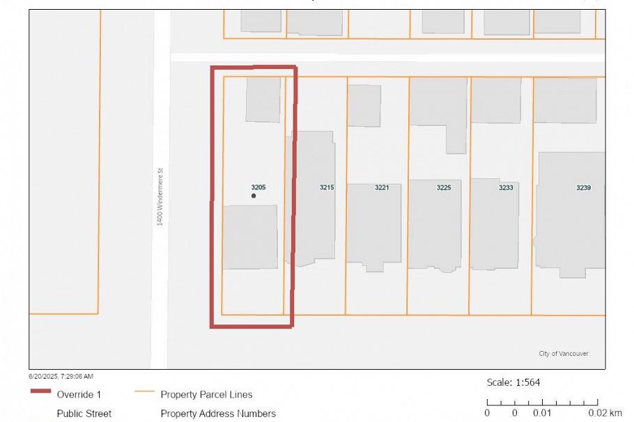 3205 Grant Street Vancouver, BC - 2