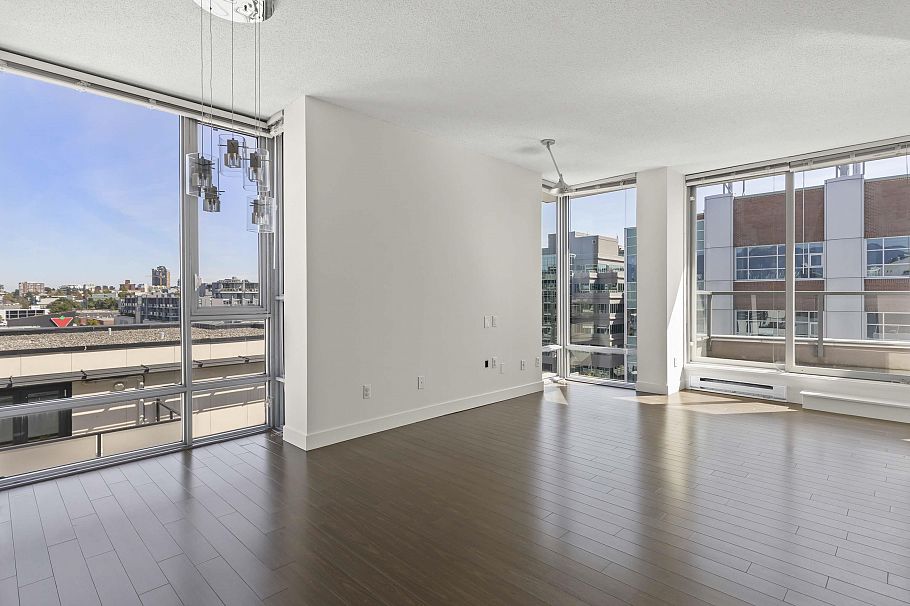 PH2 587 W 7th Avenue Vancouver, BC - 5