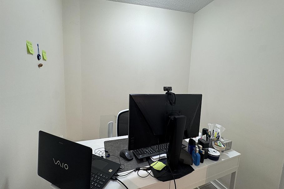 410 977 Mainland Street Vancouver, BC - 6