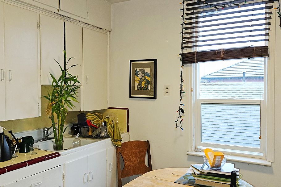 1072 E 55th Avenue Vancouver, BC - 14