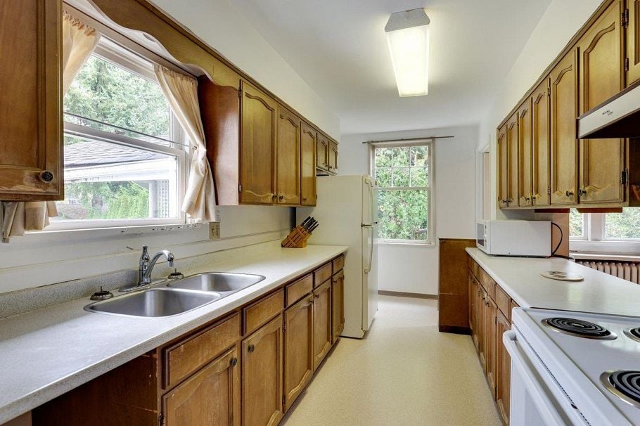 1251 W King Edward Avenue Vancouver, BC - 9