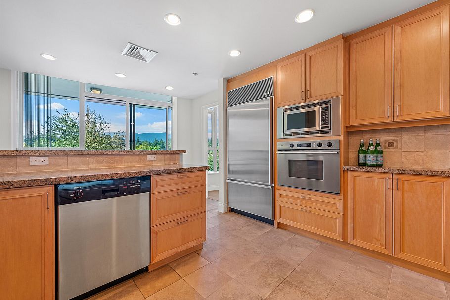 202 1777 Bayshore Drive Vancouver, BC - 9