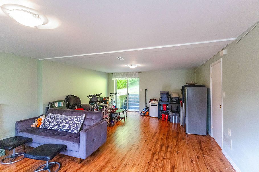 3063 Royal Avenue North Vancouver, BC - 11