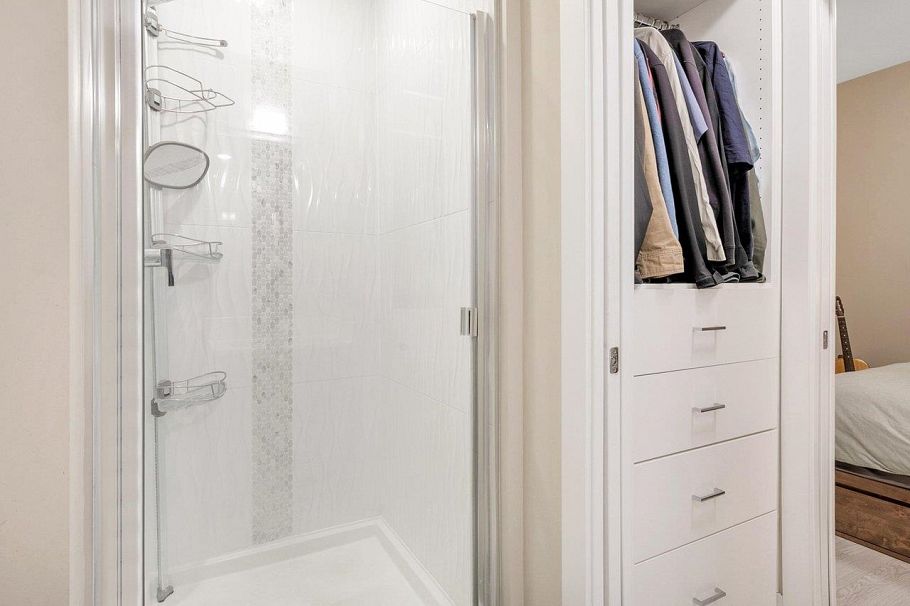 PH5 2889 E 1st Avenue Vancouver, BC - 18