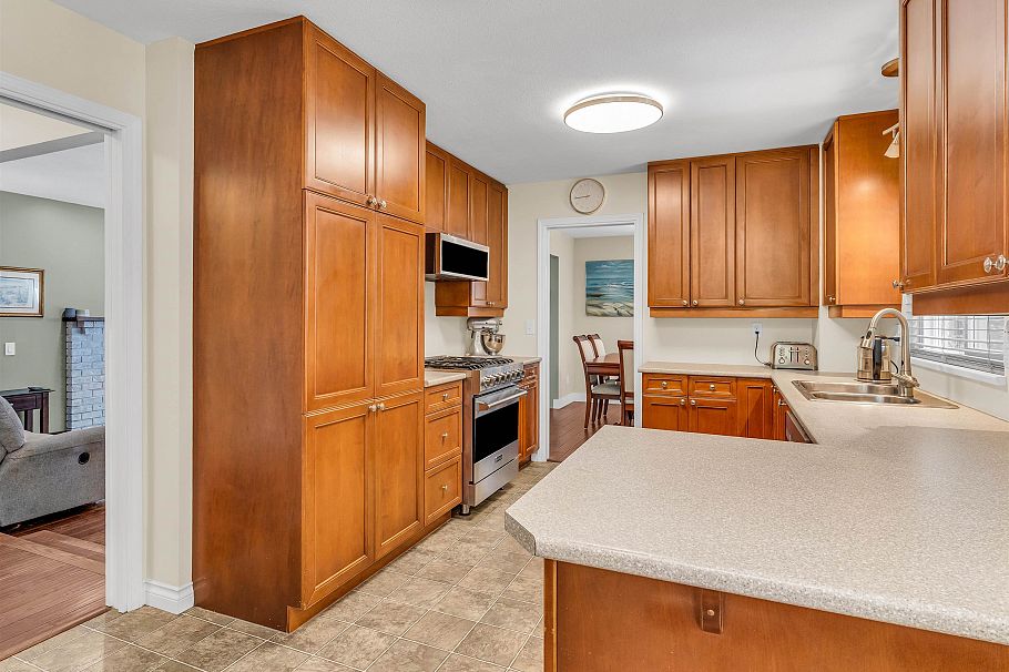 3970 Phyllis Road North Vancouver, BC - 15