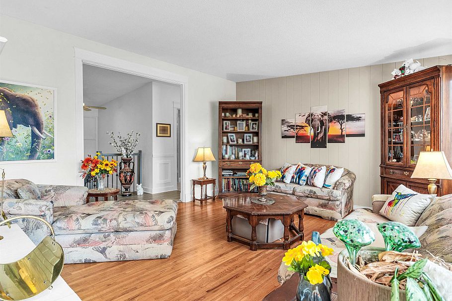 2990 Eddystone Crescent North Vancouver, BC - 9