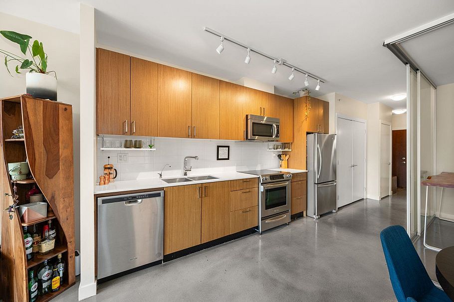 315 221 Union Street Vancouver, BC - 22