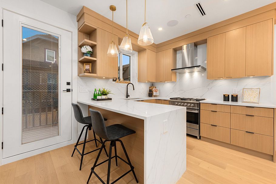 2052 Ferndale Street Vancouver, BC - 13