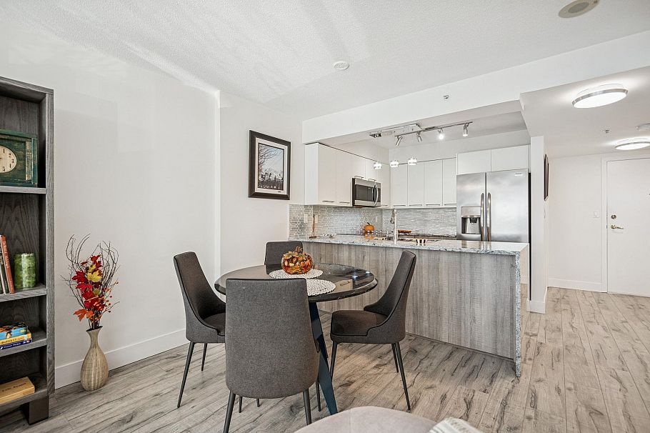 205 1633 W 8th Avenue Vancouver, BC - 10