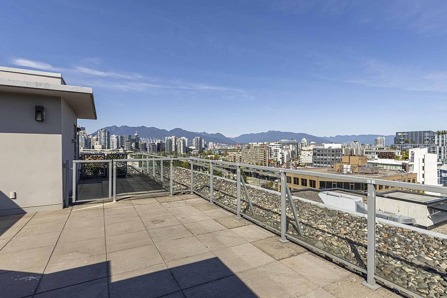 PH2 587 W 7th Avenue Vancouver, BC - 32