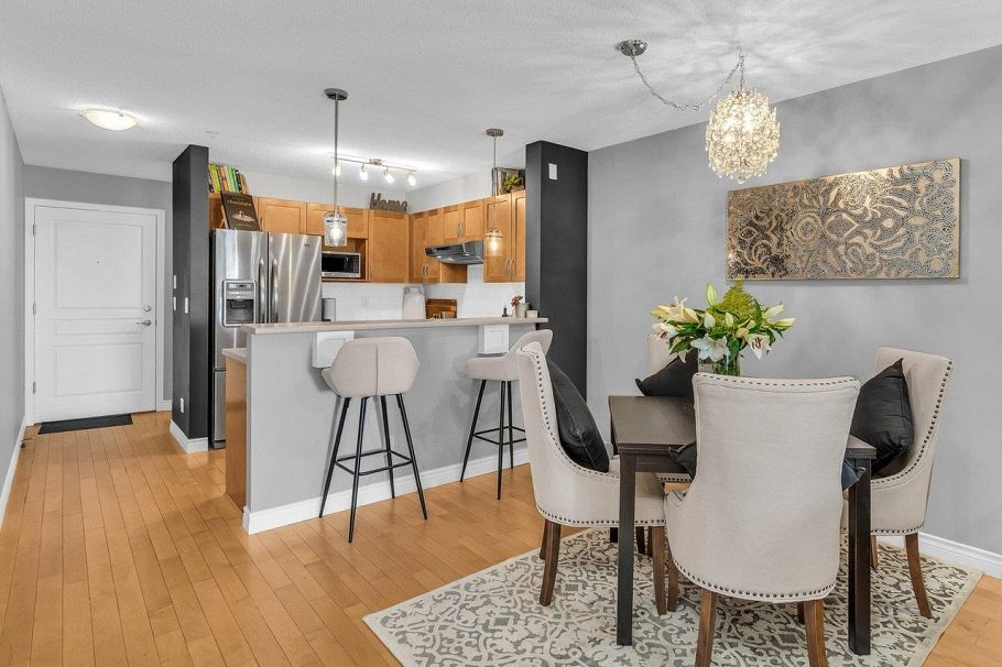 105 333 E 1st Street North Vancouver, BC - 5