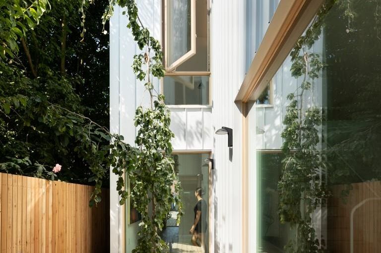 3636 St. George Street Vancouver, BC - 31