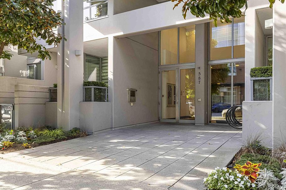 PH2 587 W 7th Avenue Vancouver, BC - 38