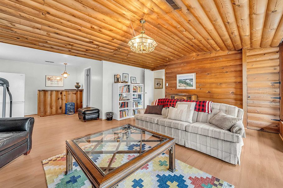 1202 Bracknell Crescent North Vancouver, BC - 24