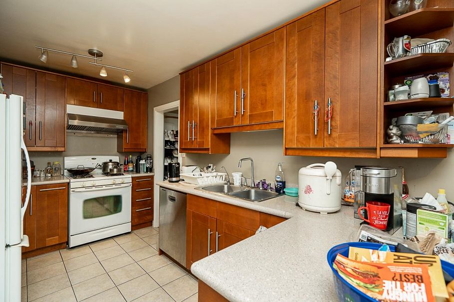 7621 Elliott Street Vancouver, BC - 12