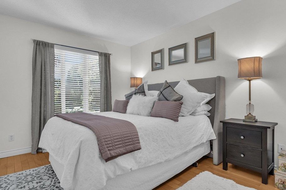 105 333 E 1st Street North Vancouver, BC - 11