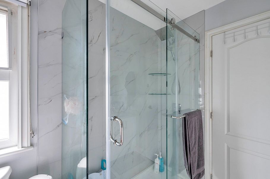 6271 Arlington Street Vancouver, BC - 27