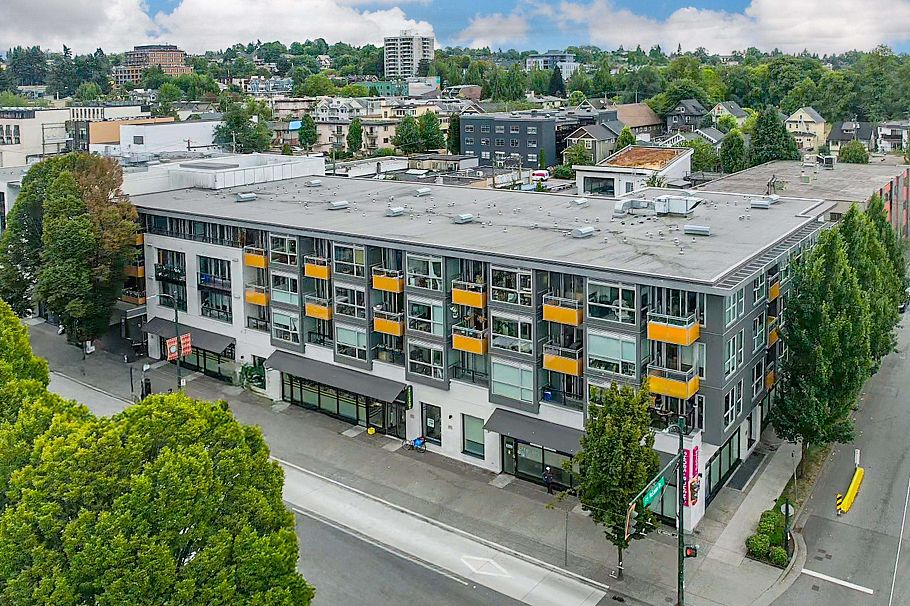 317 1588 E Hastings Street Vancouver, BC - 2