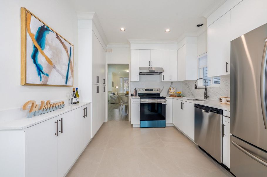 748 E 62nd Avenue Vancouver, BC - 12