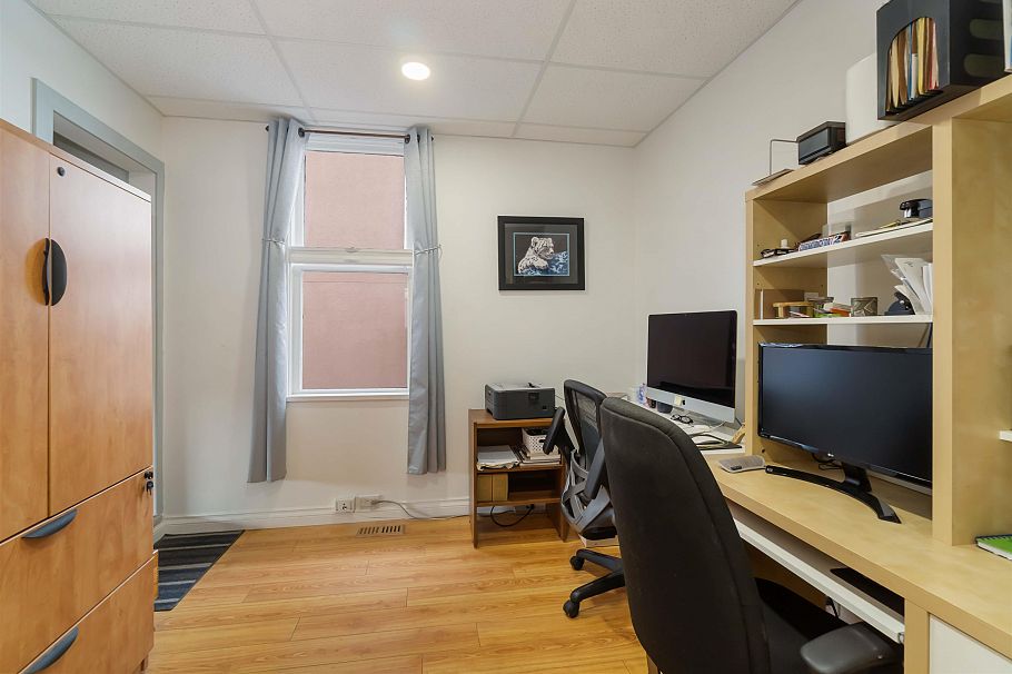 2235 East 52nd Avenue Vancouver, BC - 13