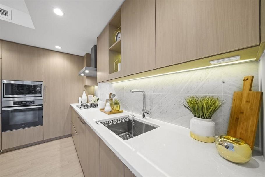 1206 1768 Cook Street Vancouver, BC - 5