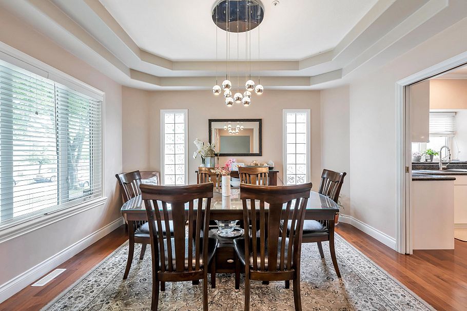 6271 Arlington Street Vancouver, BC - 6