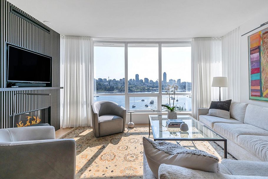 801 1328 Marinaside Crescent Vancouver, BC - 5