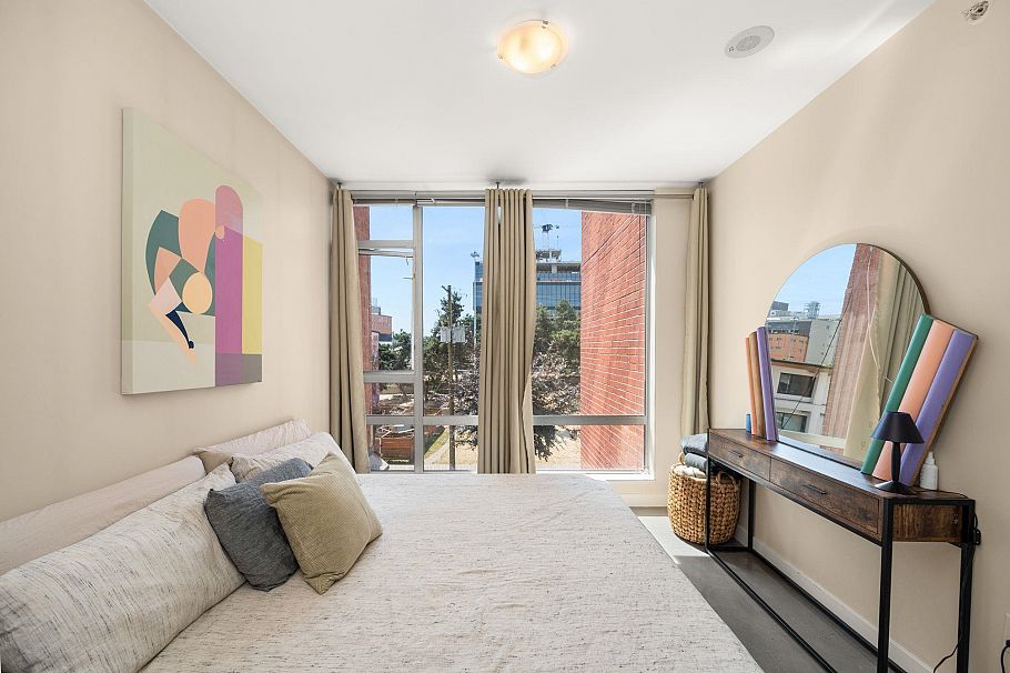 315 221 Union Street Vancouver, BC - 16