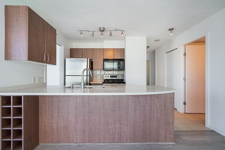 3007 610 Granville Street Vancouver, BC - 3