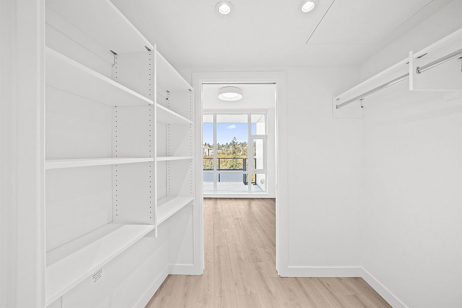 1209 1500 Fern Street North Vancouver, BC - 13