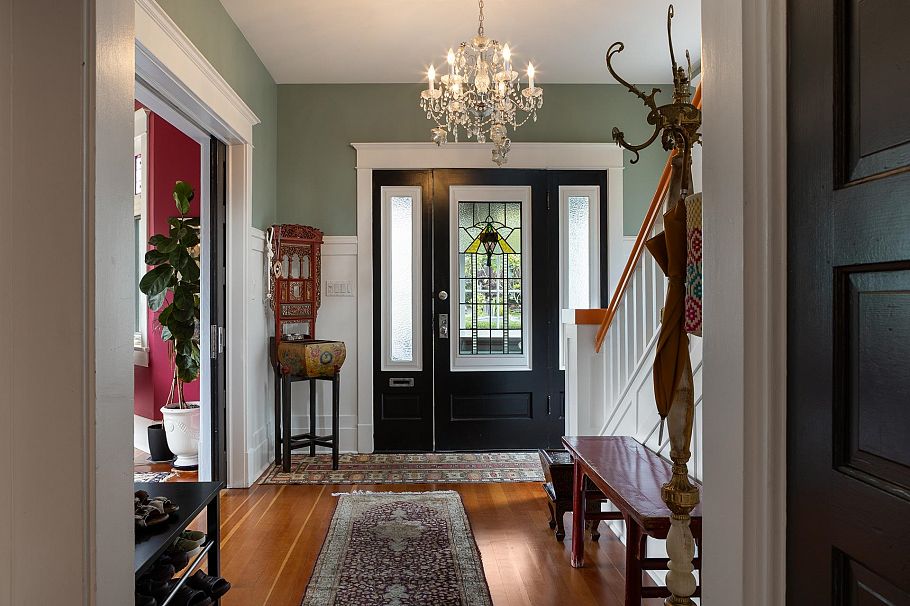 529 E 11th Street North Vancouver, BC - 5