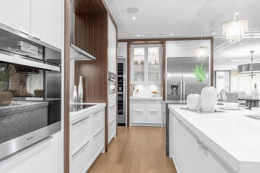 925 Beaumont Drive North Vancouver, BC - 15