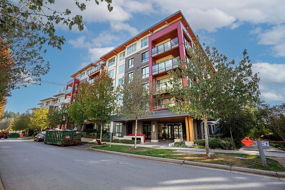 #410 3581 Ross Drive Vancouver, BC - 2