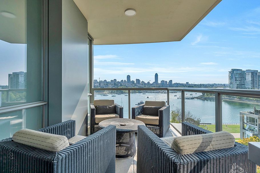 801 1328 Marinaside Crescent Vancouver, BC - 15